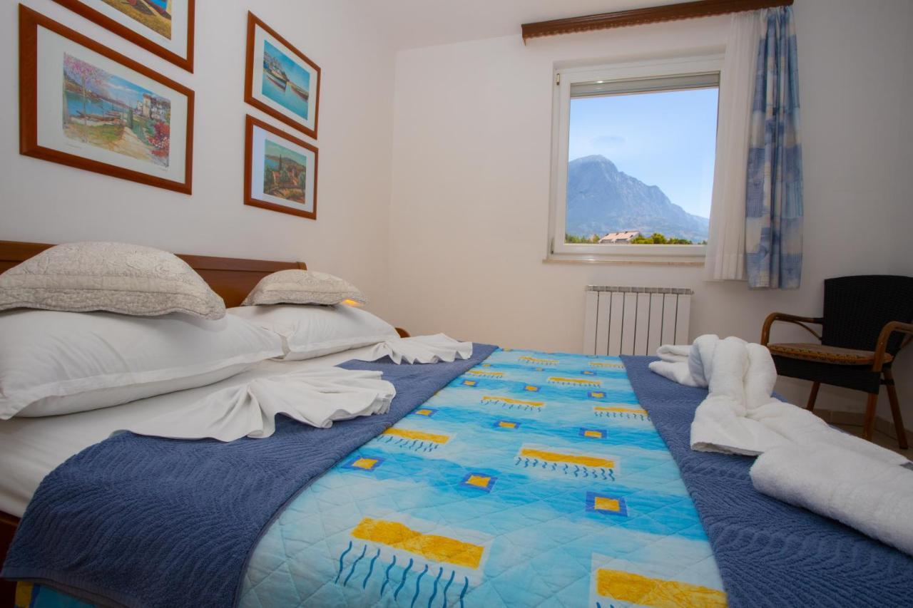 Apartmani Putnik 巴什卡沃达 外观 照片