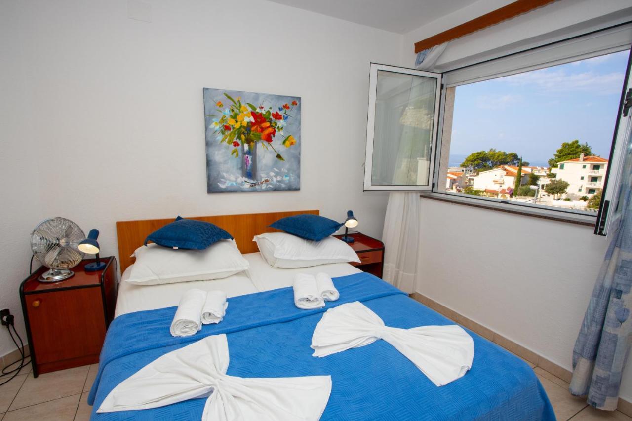 Apartmani Putnik 巴什卡沃达 外观 照片