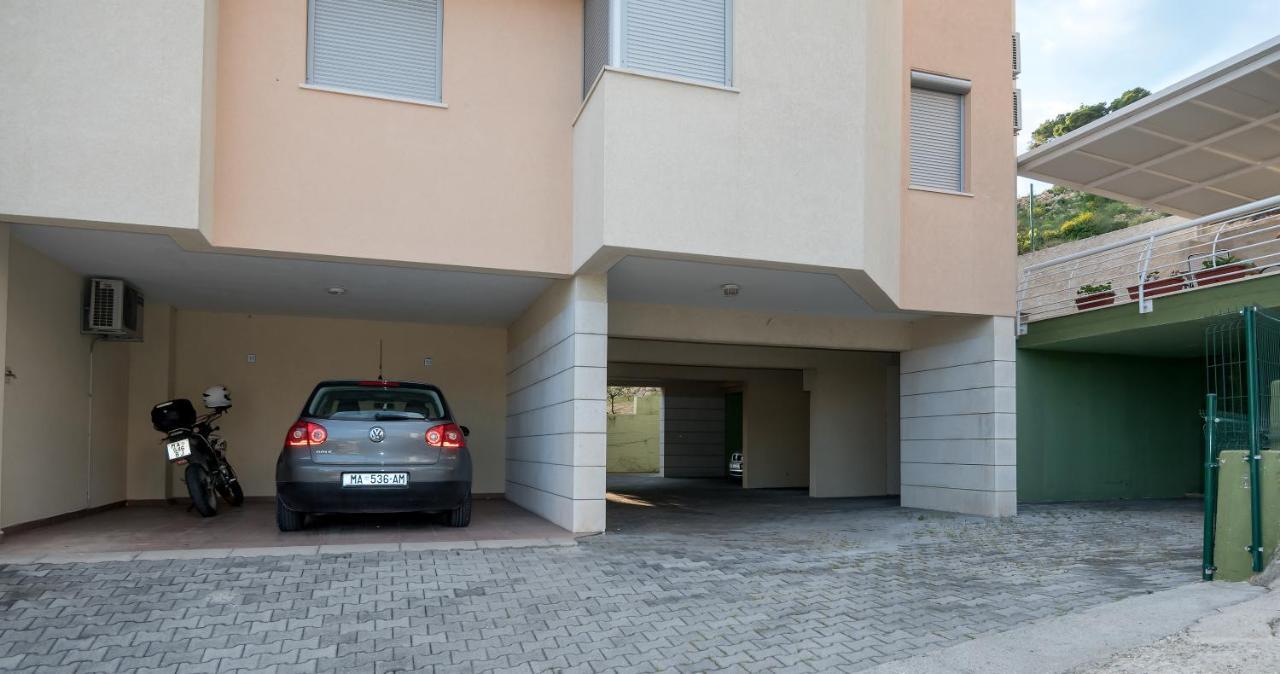 Apartmani Putnik 巴什卡沃达 外观 照片
